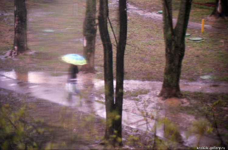 никуда нельзя укрыться нам...