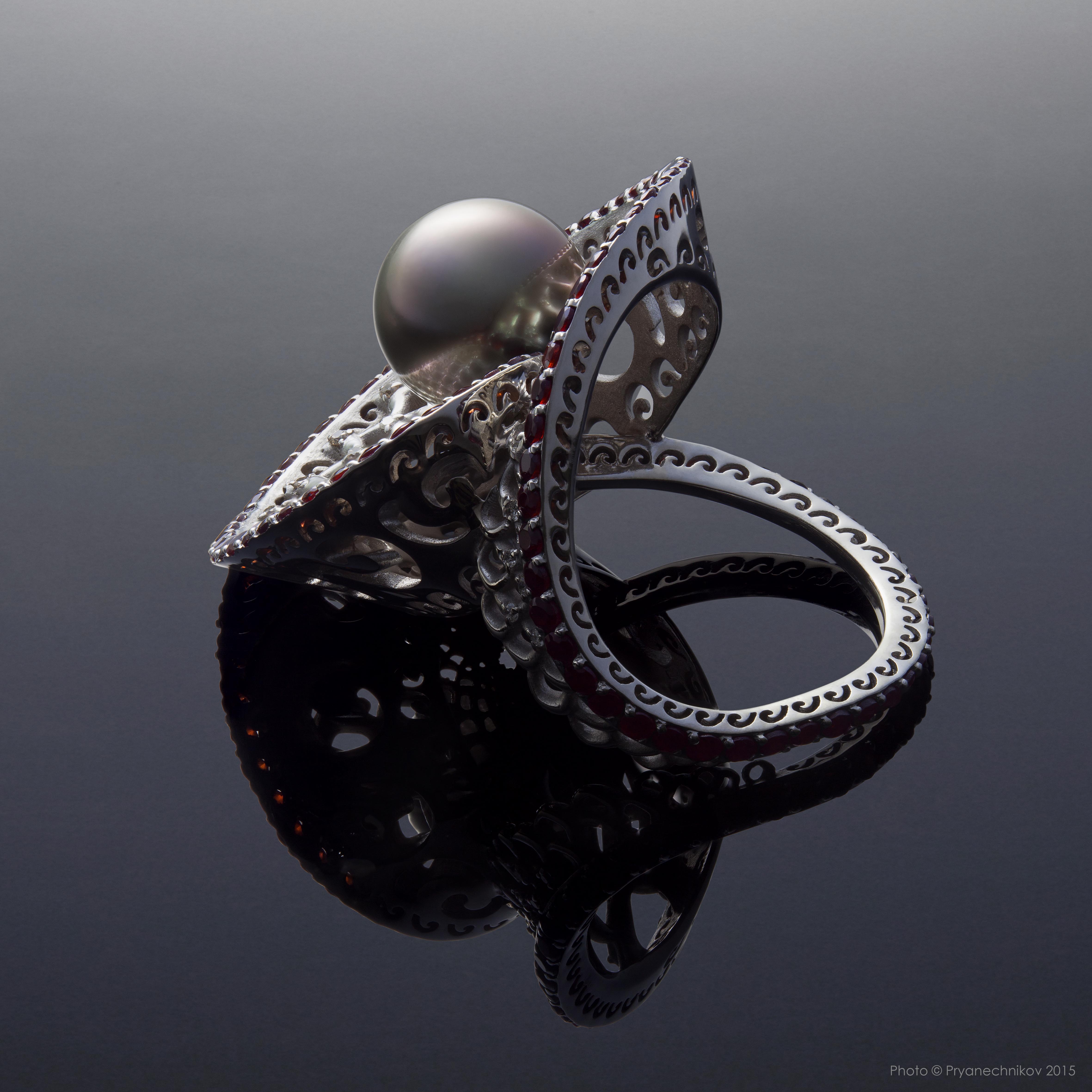 Фото ювелирных изделий из золота с бриллиантами и драгоценными камнями