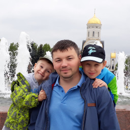 Специалист по интернет рекламе в РСЯ или Яндекс Директе.