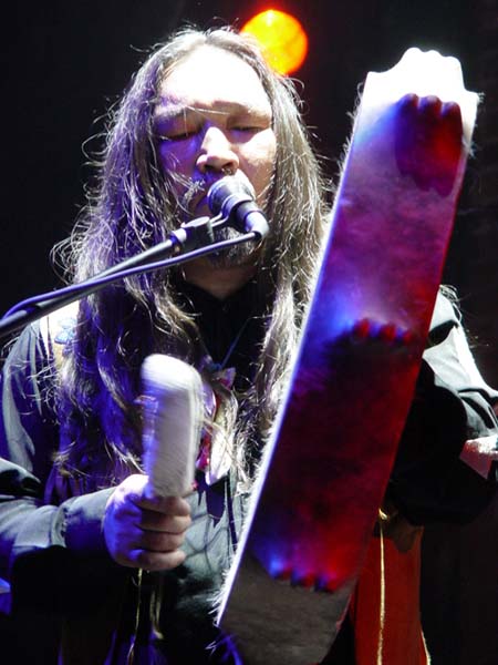 концерт. выступление Гентоса Чамзырина