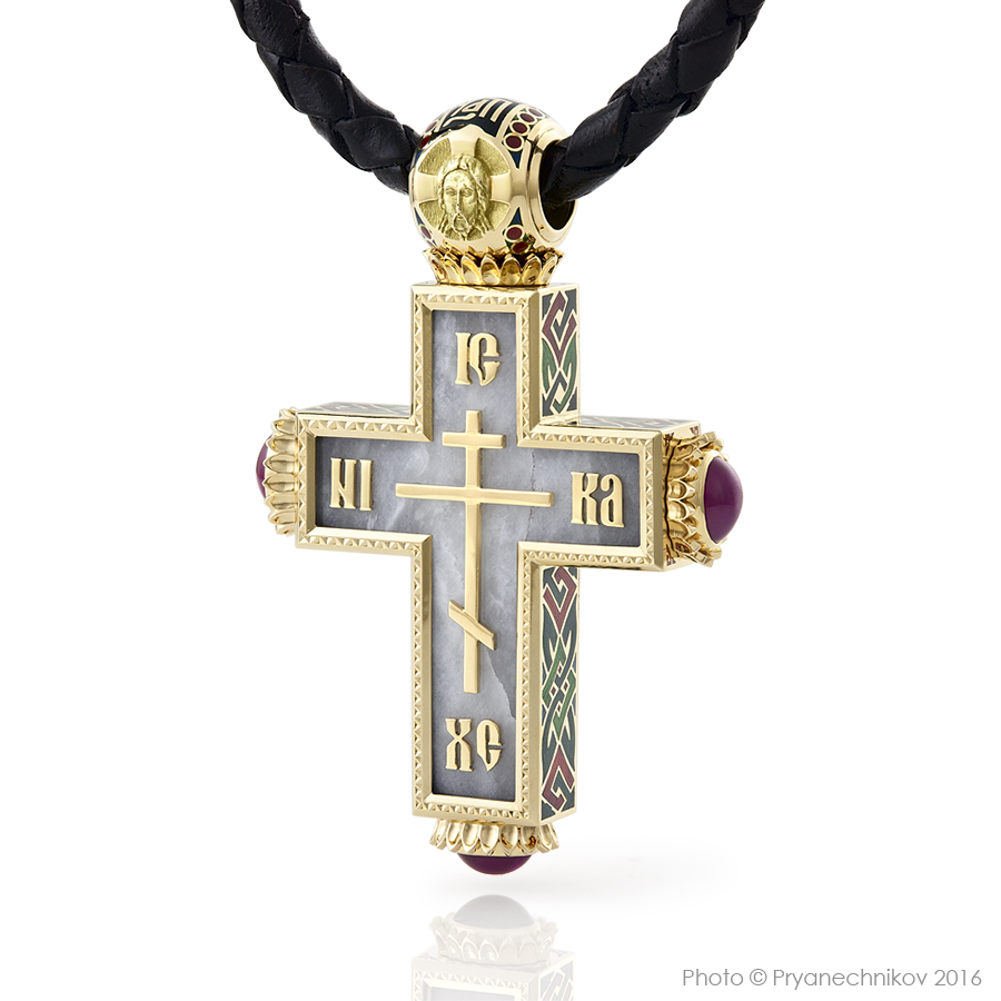 Фото украшений с горячей эмалью драгоценными камнями и бриллиантами