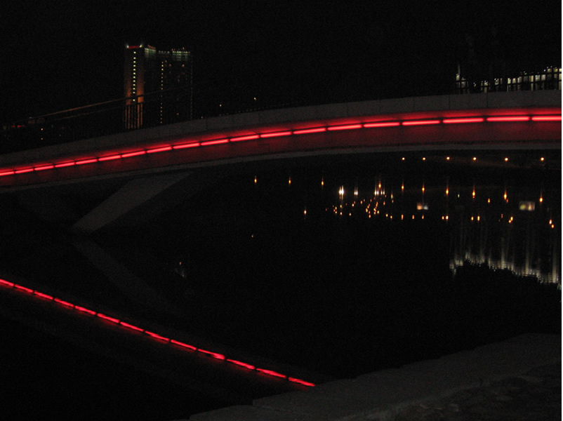 Мост к "острову слез"