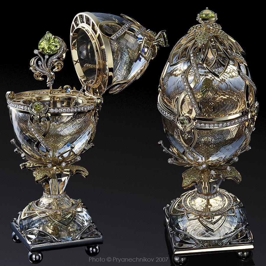 Рекламное фото ювелирных изделий с бриллиантами и драгоценными камнями