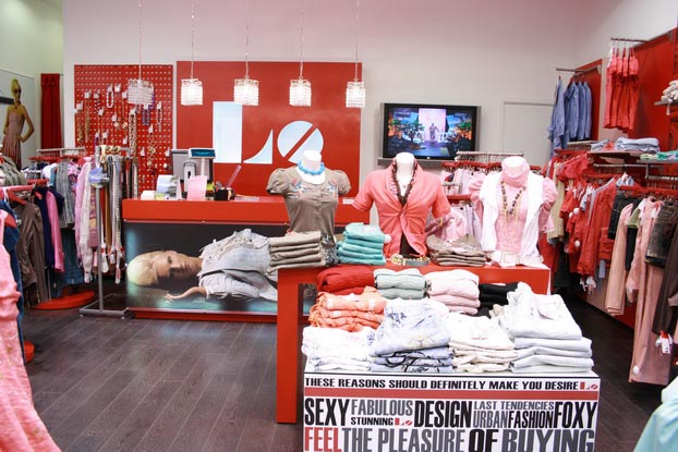 Магазин МЕГА-Химки, для торговой марки "LO"