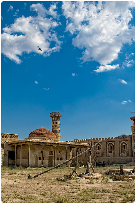 декорации к фильму "Кочевник" в степях казахстана на берегу 