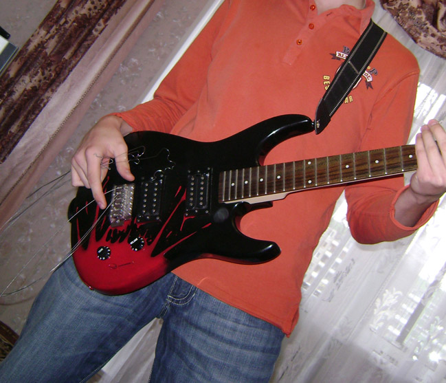 Кровавая гитарка