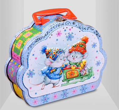 Жестяной новогодний сундучок.