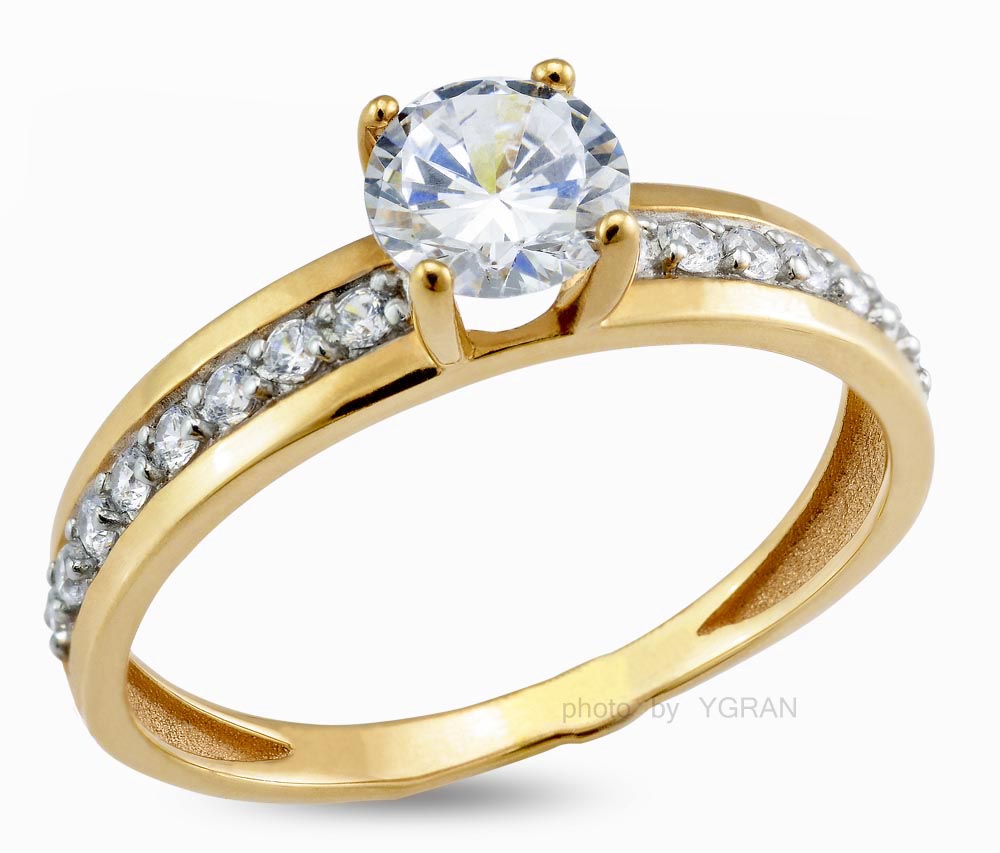 Кольцо с бриллиантами