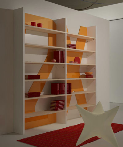 полка с книгами