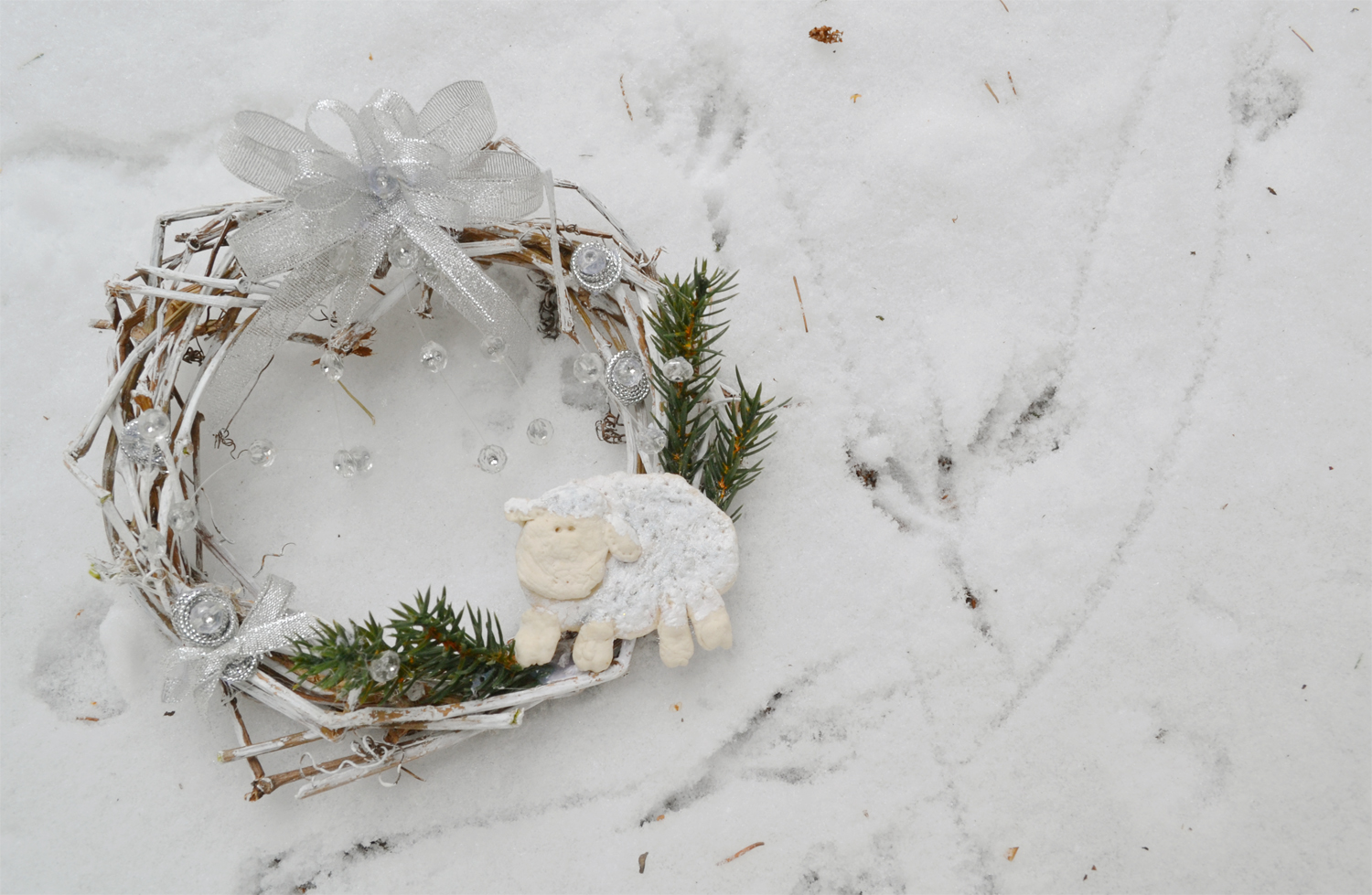 Композиция с овечкой