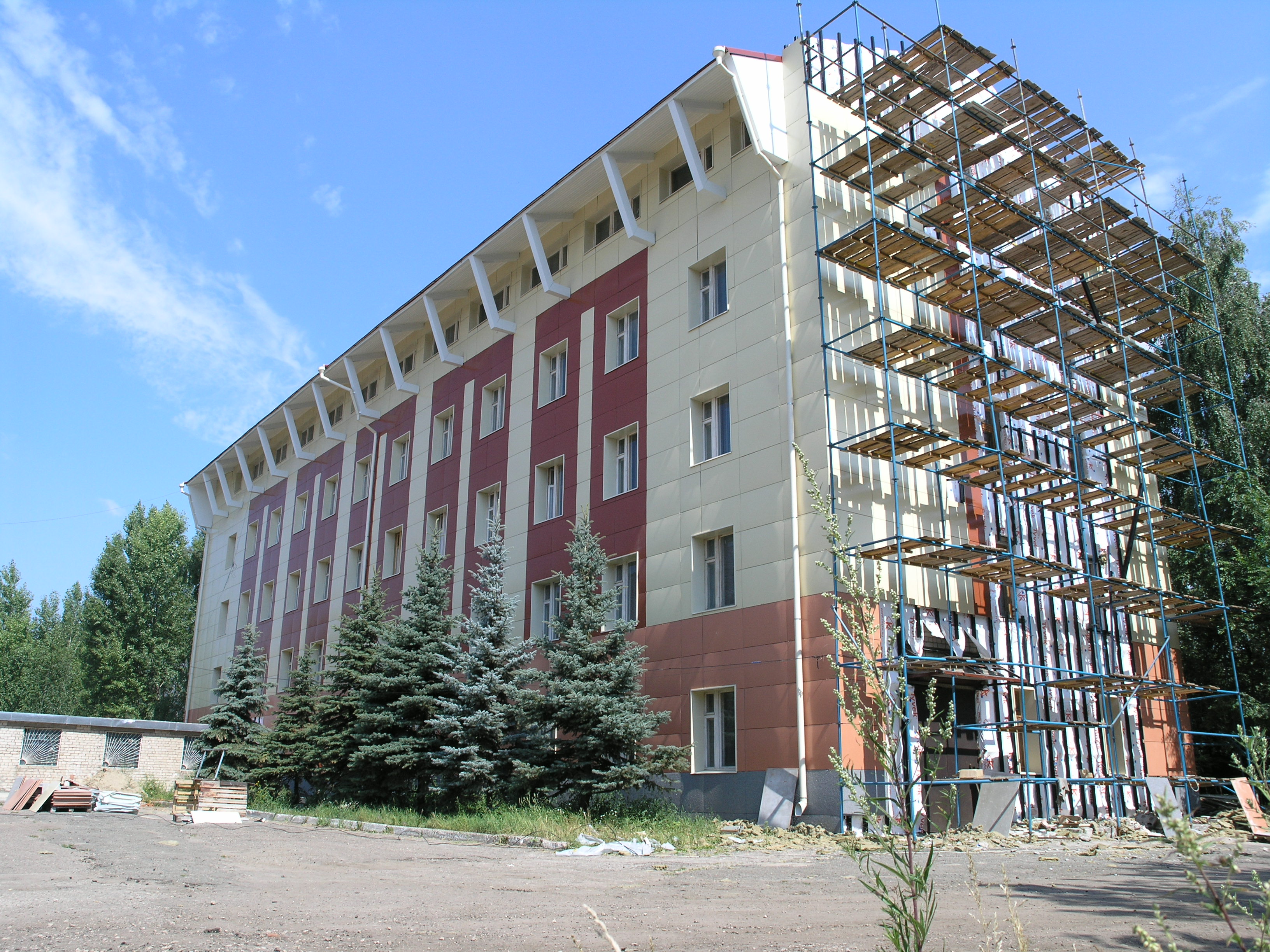 Облицовка фасада керамогранитом