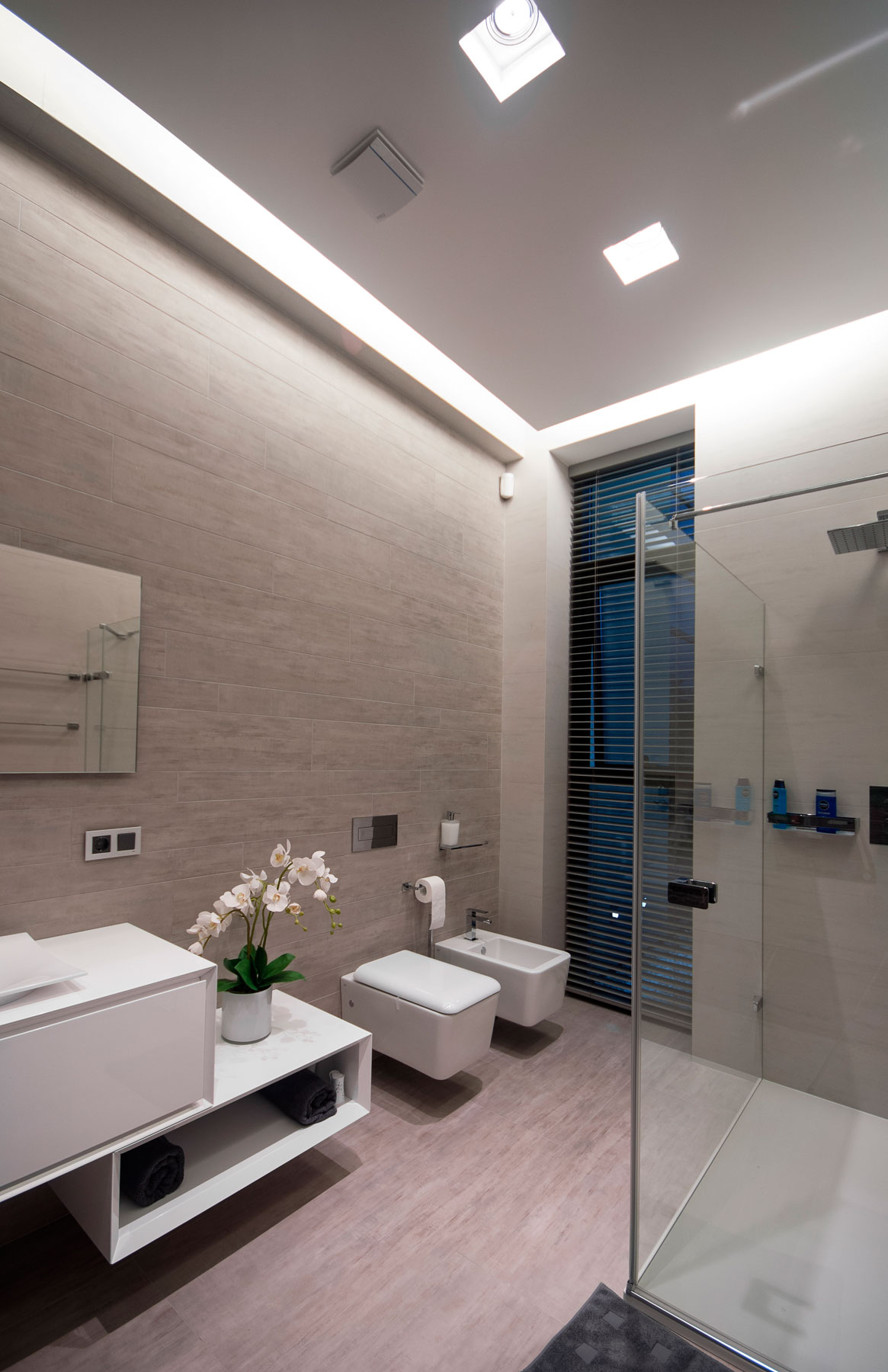 дом в стиле МИНИМАЛИЗМ (интерьер)