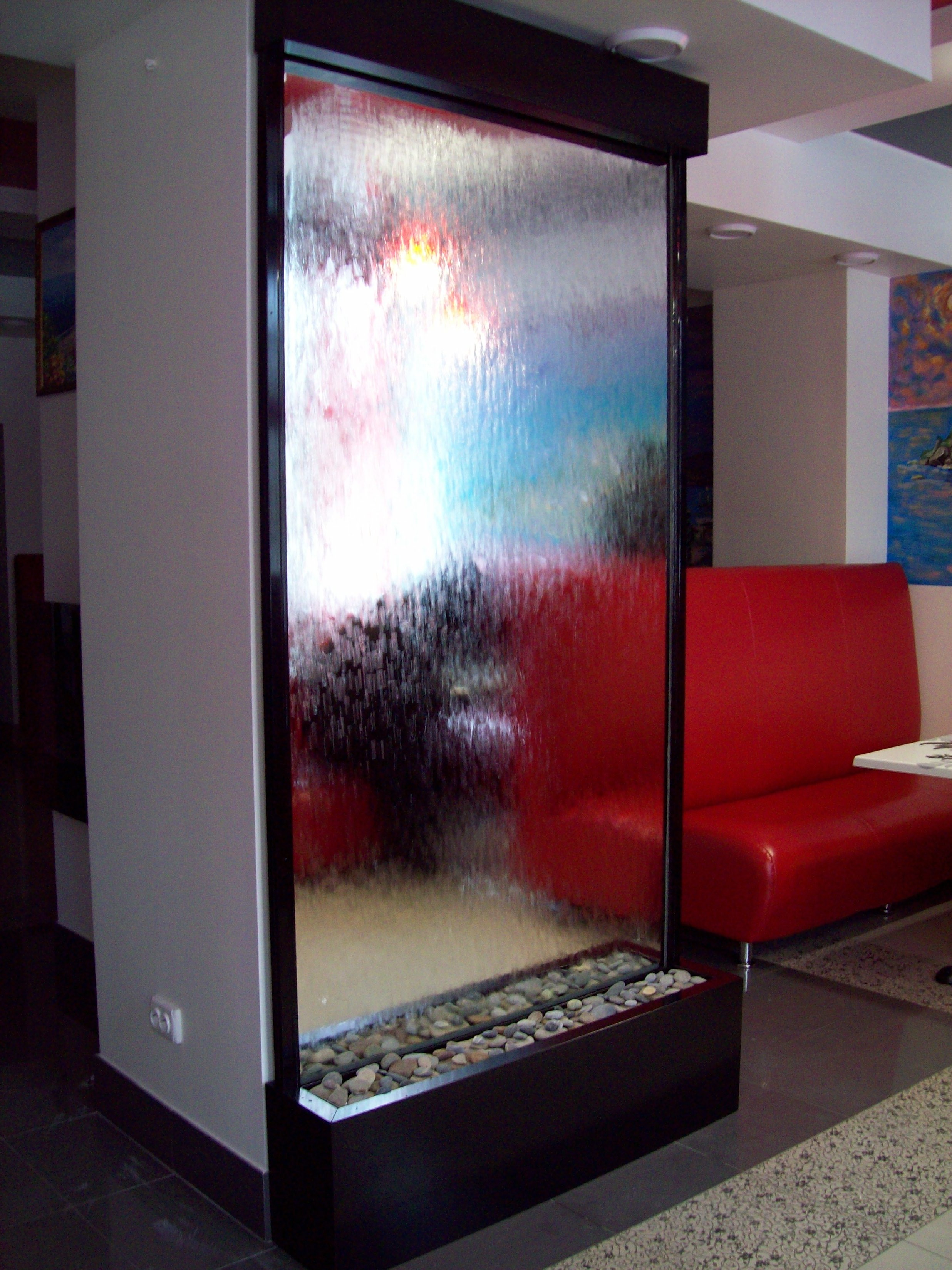 Водопад по зеркалу