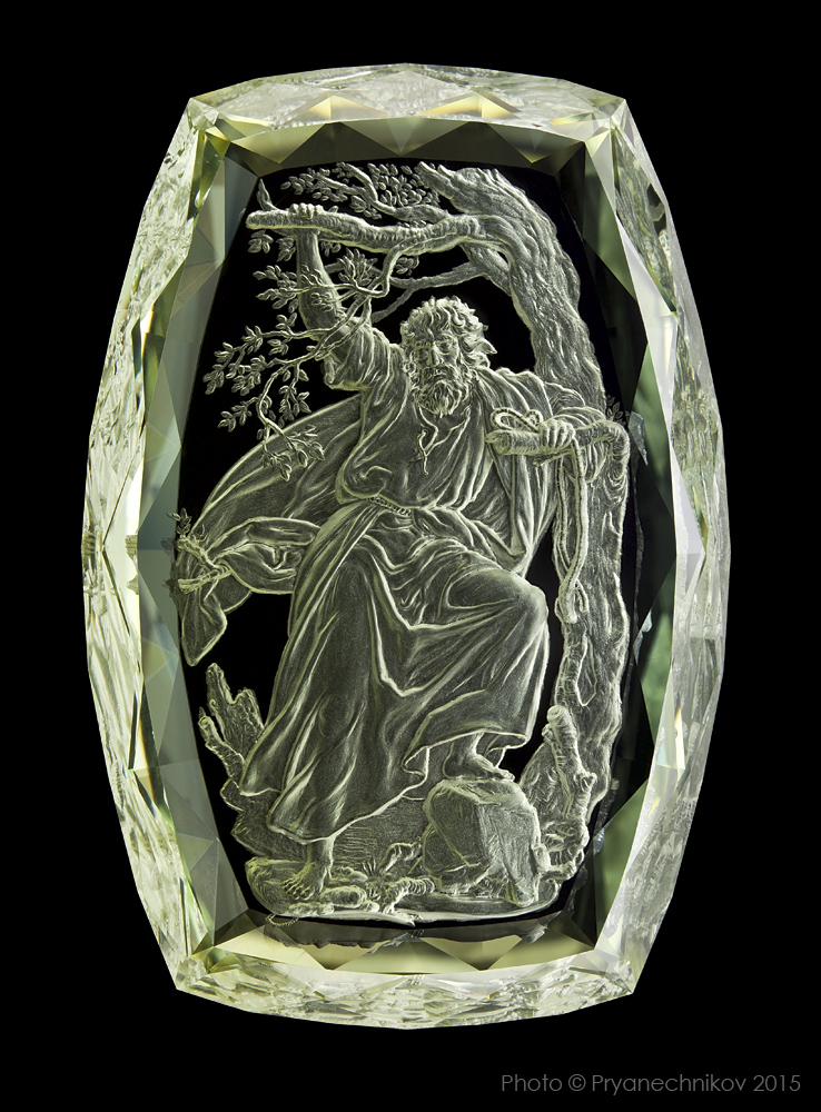 Рекламное фото Драгоценных камней. Огранка. Инталия. Diamond Jewellery