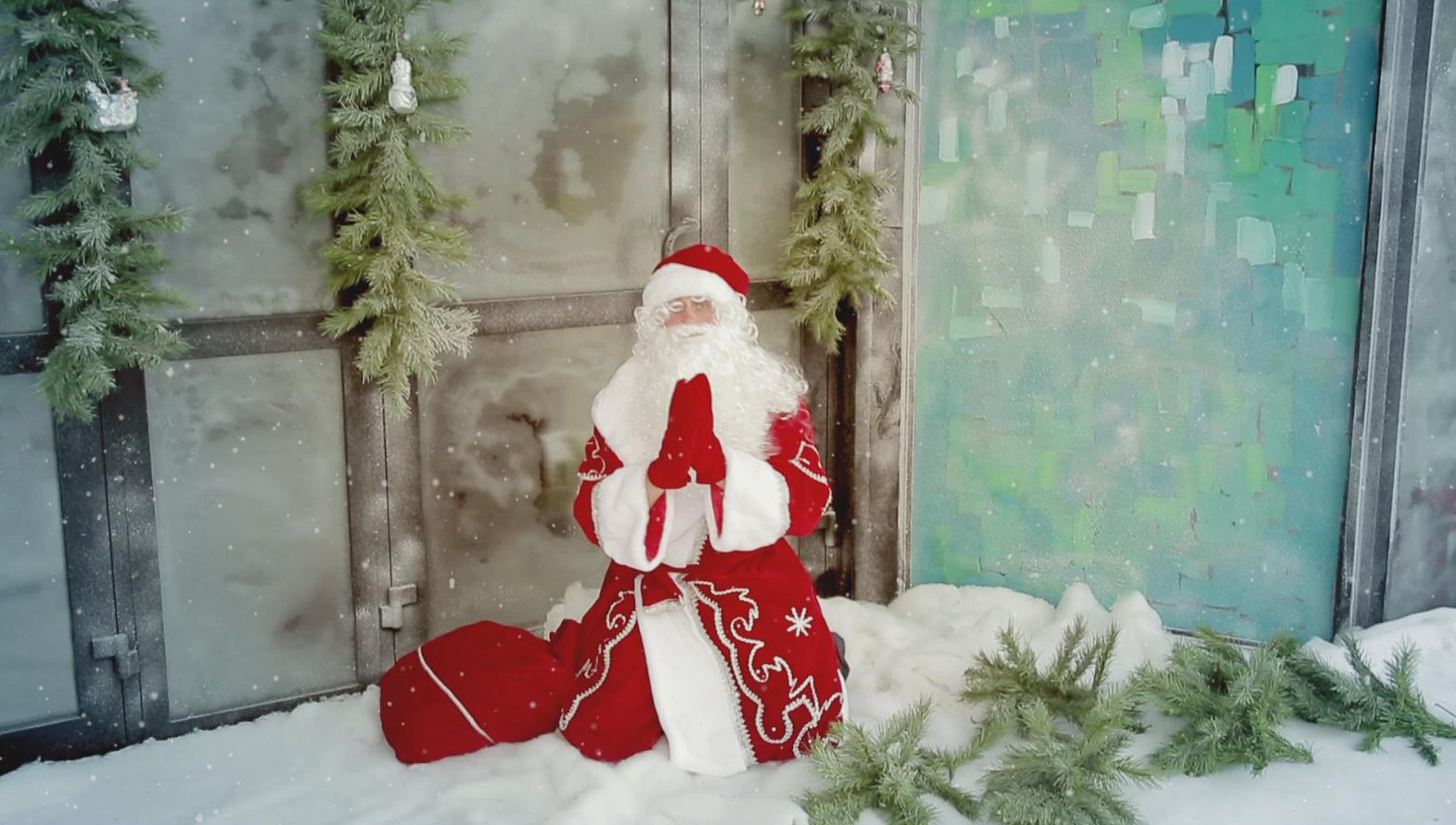 Серия коротких (5сек) рекламных роликов. Бренд "Меха на ВДНХ&quot