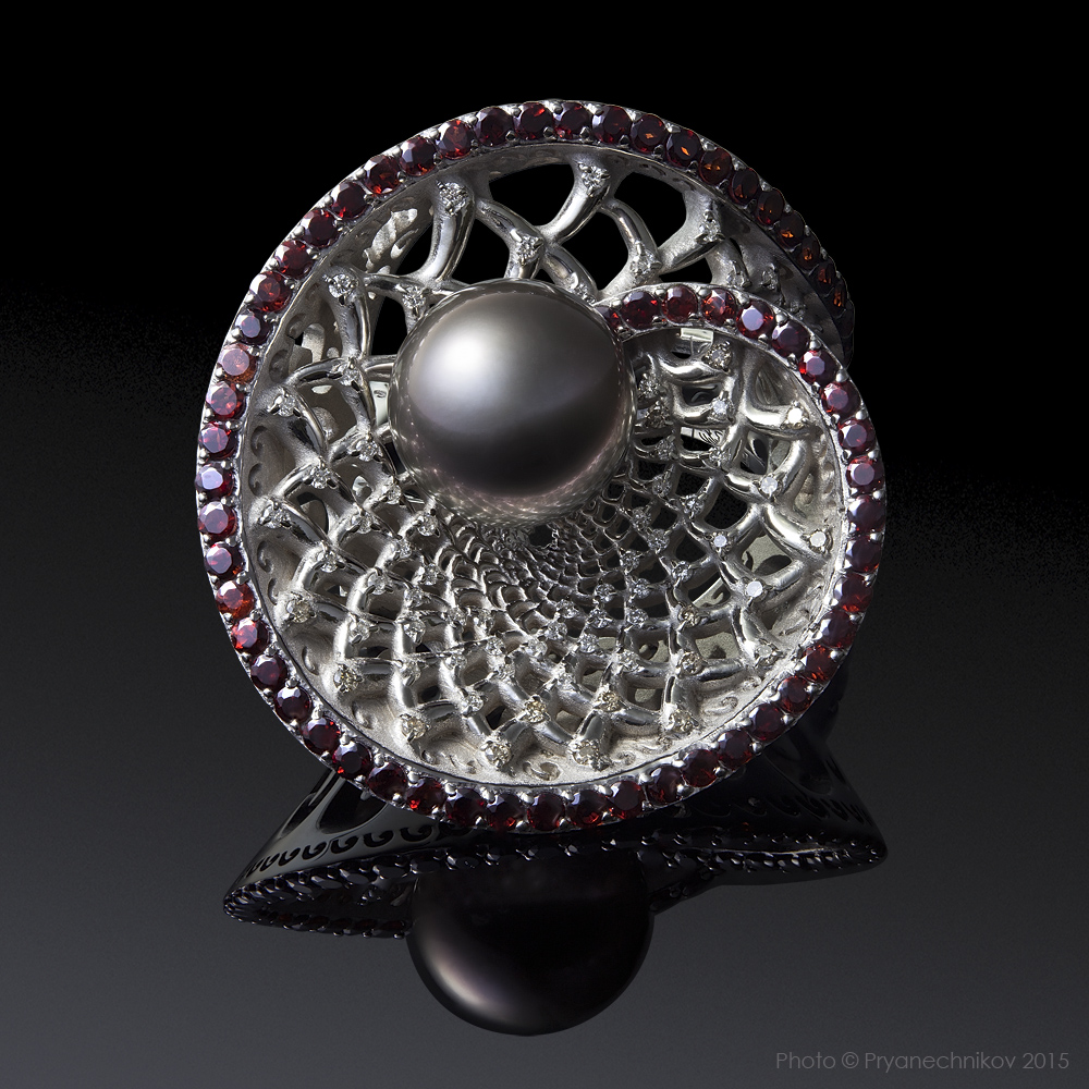 Рекламное фото ювелирных изделий. Дхара Dhara Diamond Jewellery