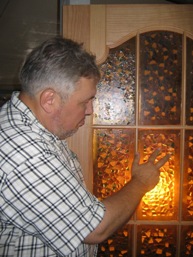 дверь декорированная цветным стеклом"фьюзинг"