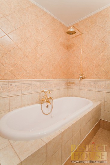 Фото объекта в Санкт-Петербурге, Петергофское шоссе