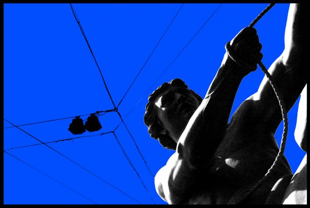 натягивающий провода