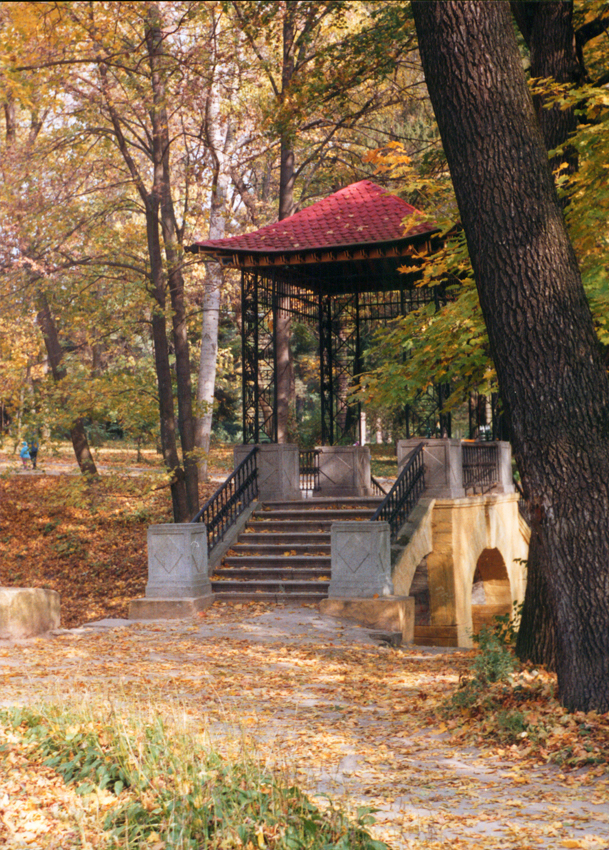 Дендропарк "Олександрія" - Китайський місток (осінь)