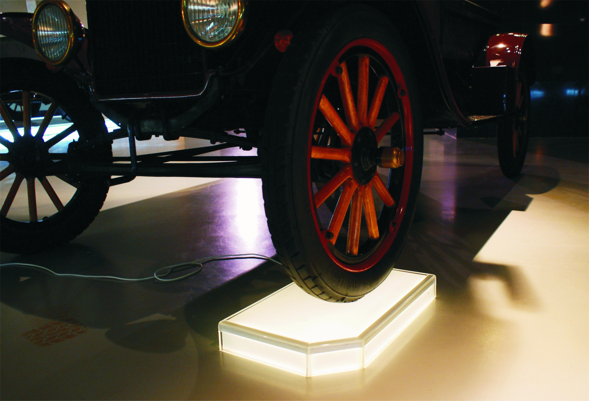 Подиум под авто