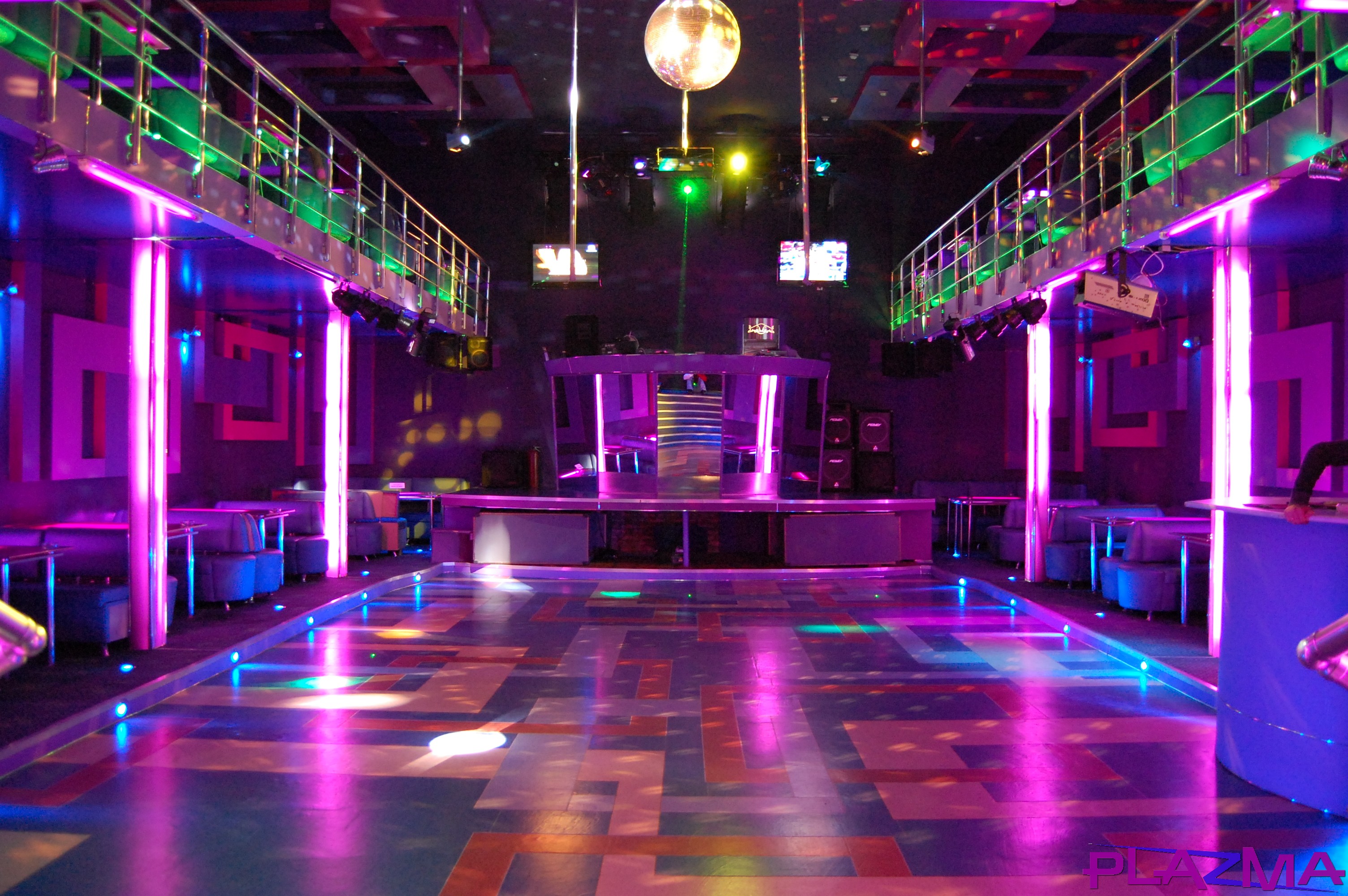 Ночной клуб "PlaZma"