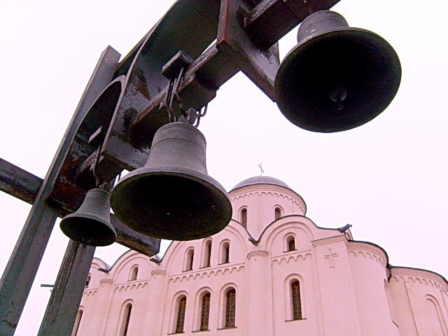 Киев. Церковь Богородицы Пирогощи на Подоле 12 век