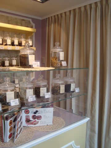 Булочная-кондитерская на Алексеевсой "Ле Хлеб"