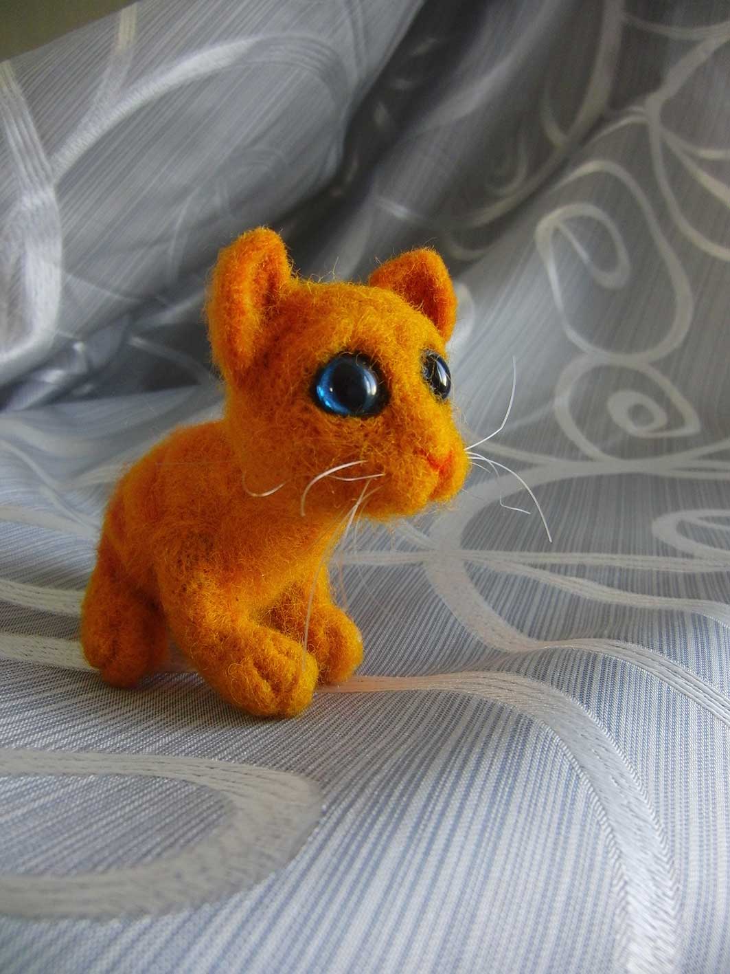 Авторская игрушка кот