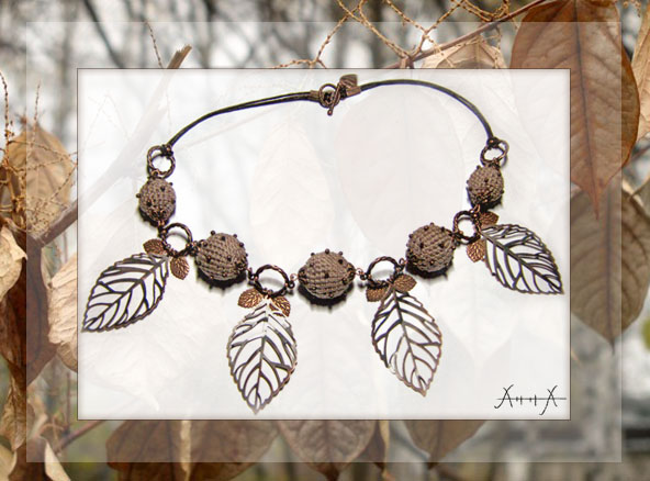 колье "осенний капучино"