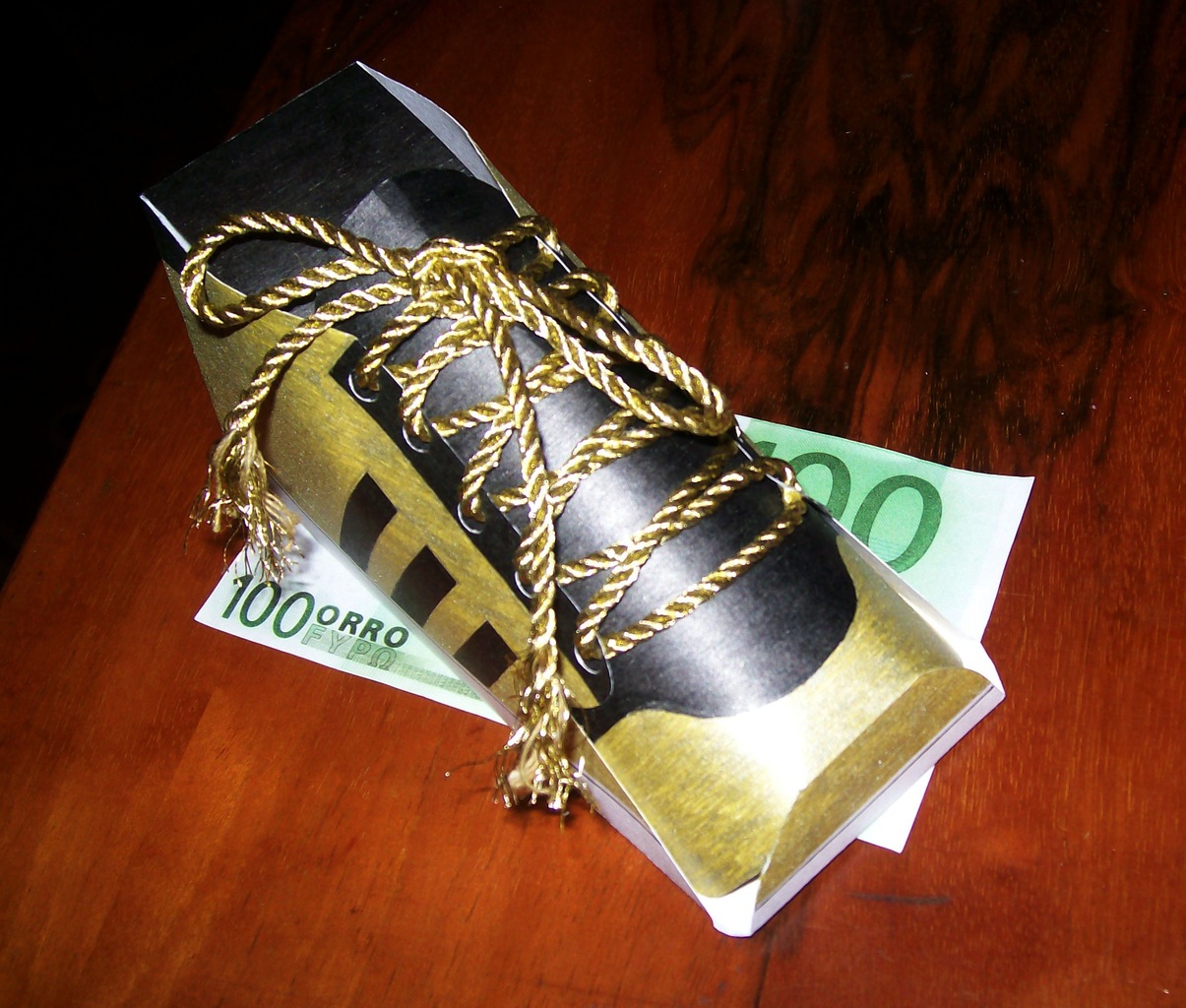 упаковка для подарка