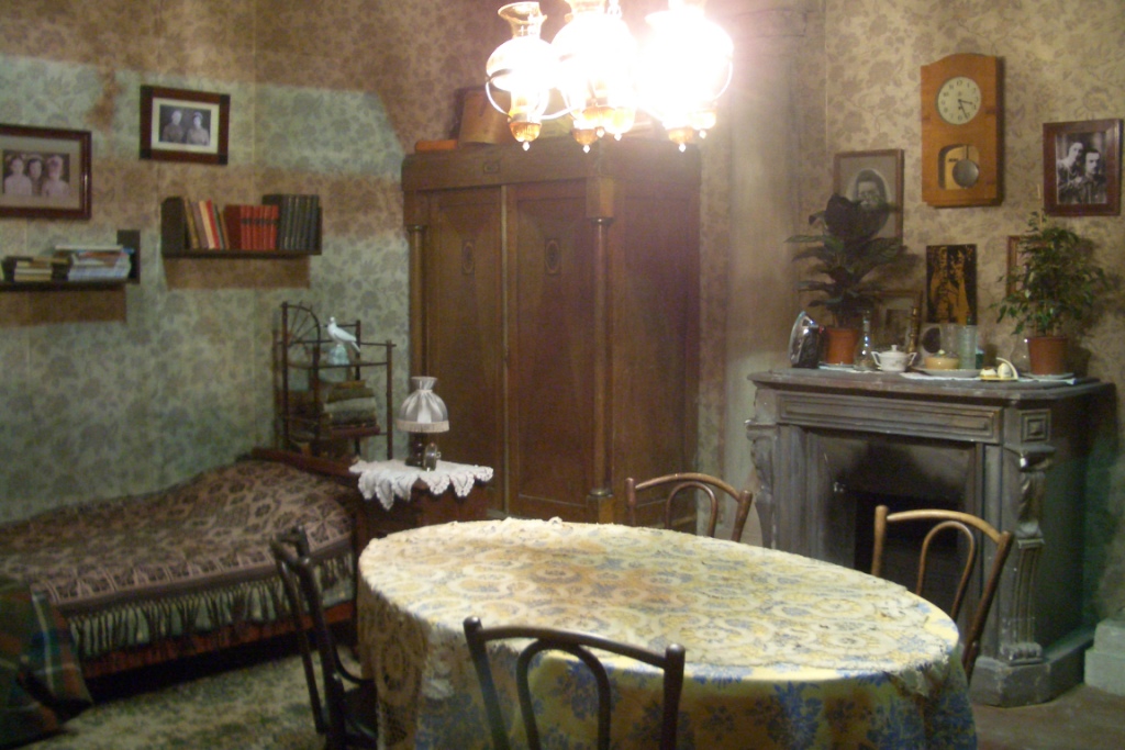 декорация комнаты Лены т/ф "Васильевский остров"