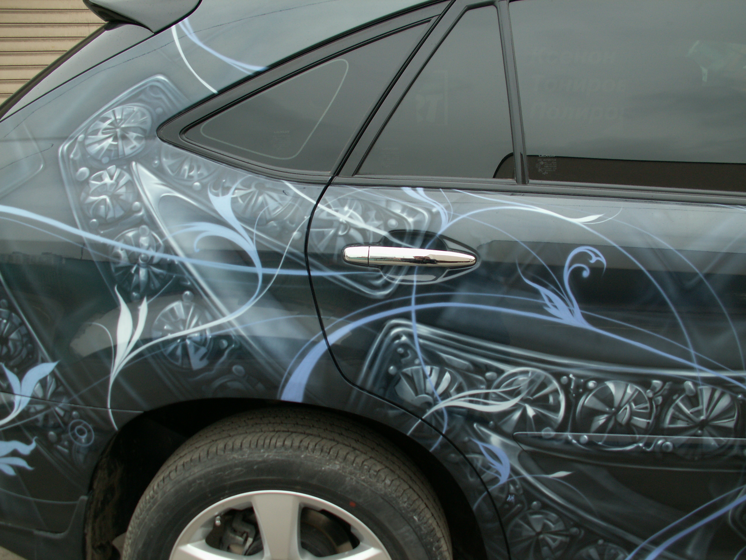 "Бриллиантовый" Лексус. Аэрография.