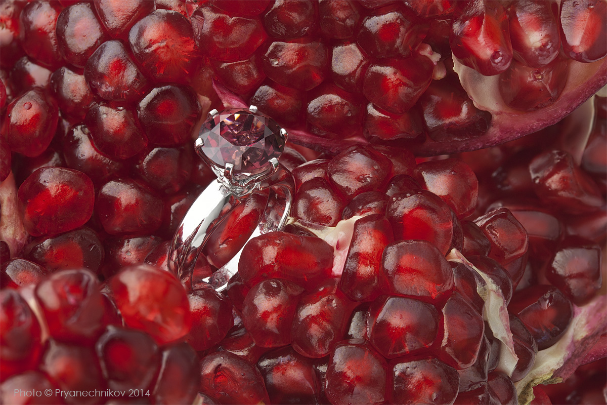 Фото ювелирных изделий с Драгоценными камнями Diamond Jewellery