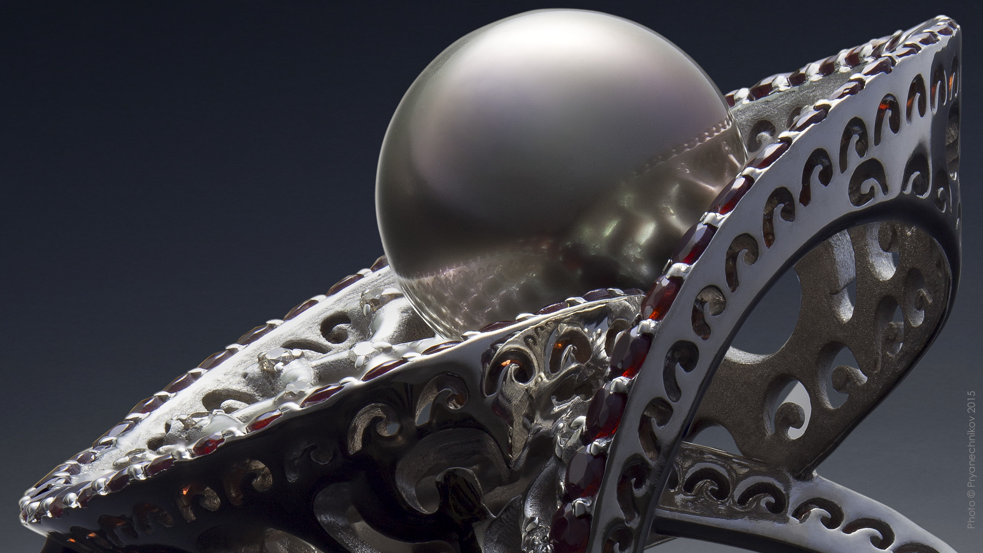 Рекламное фото ювелирных изделий. Дхара Dhara Diamond Jewellery