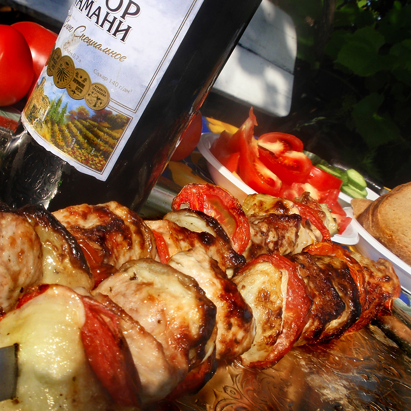 Вино и шашлык...