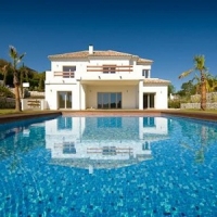 «Приобрести недвижимость за границей, минуя процедуру купли-продажи»