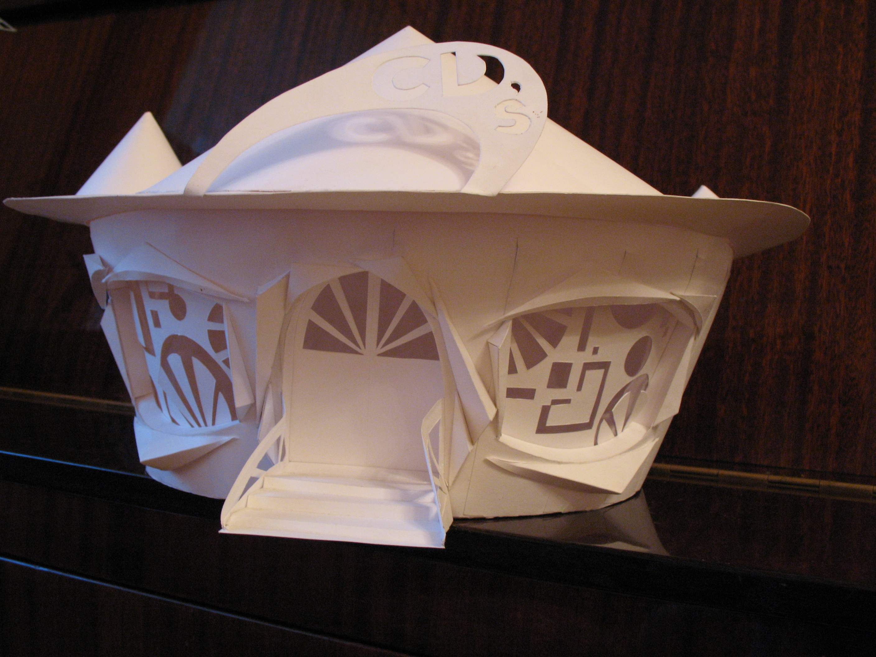 макет мини магазина, занимающие прокатом CD